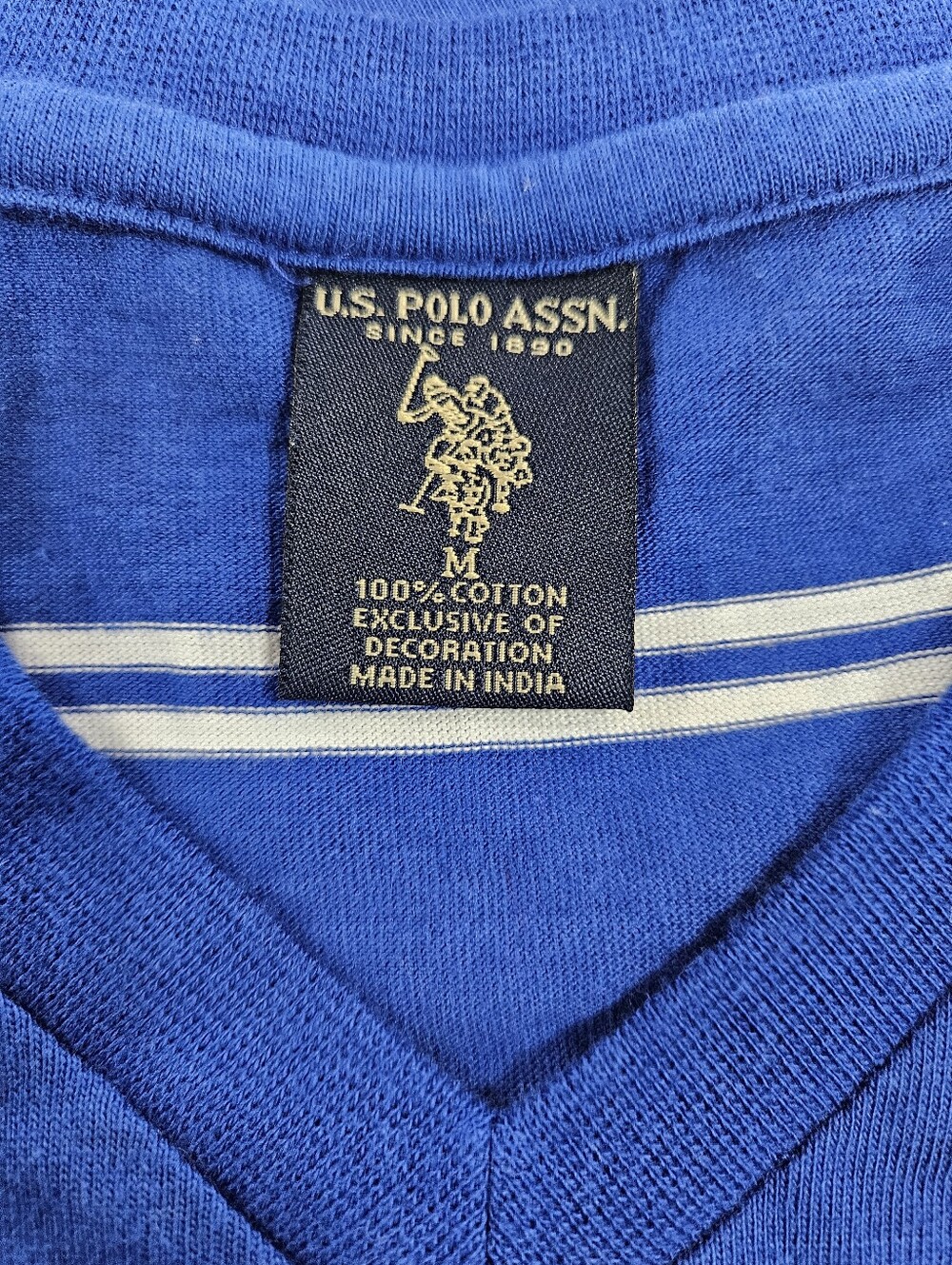 NWT U.S Polo Assn. Stripped V-neck T-shirt Size M - Picture 3 of 5